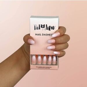 Red Aspen: Jenna Goes Coconuts Nail Dash